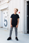 Jongens Shortsleev van Levv in de kleur Black in maat 176.