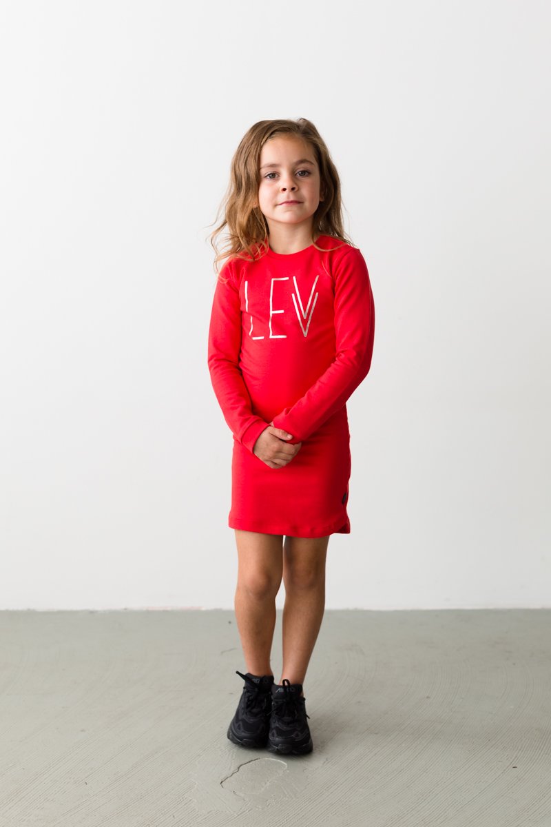 Meisjes Dress van Little Levv in de kleur Fiery Red in maat 116.