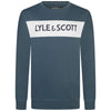 Jongens Lyle Panel BB Crew Orion Blue van Lyle & Scott in de kleur Orion Blue in maat 170-176.