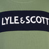 Jongens Lyle Panel BB Crew Hedge Green van Lyle & Scott in de kleur Hedge Green in maat 170-176.