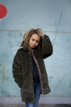 Meisjes Moodstreet Fake Fur Coat van Moodstreet in de kleur Beige in maat 146-152.