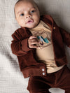Jongens Cardigan MARNIX NBW21 van Quapi Newborn in de kleur Brown Choco in maat 68.