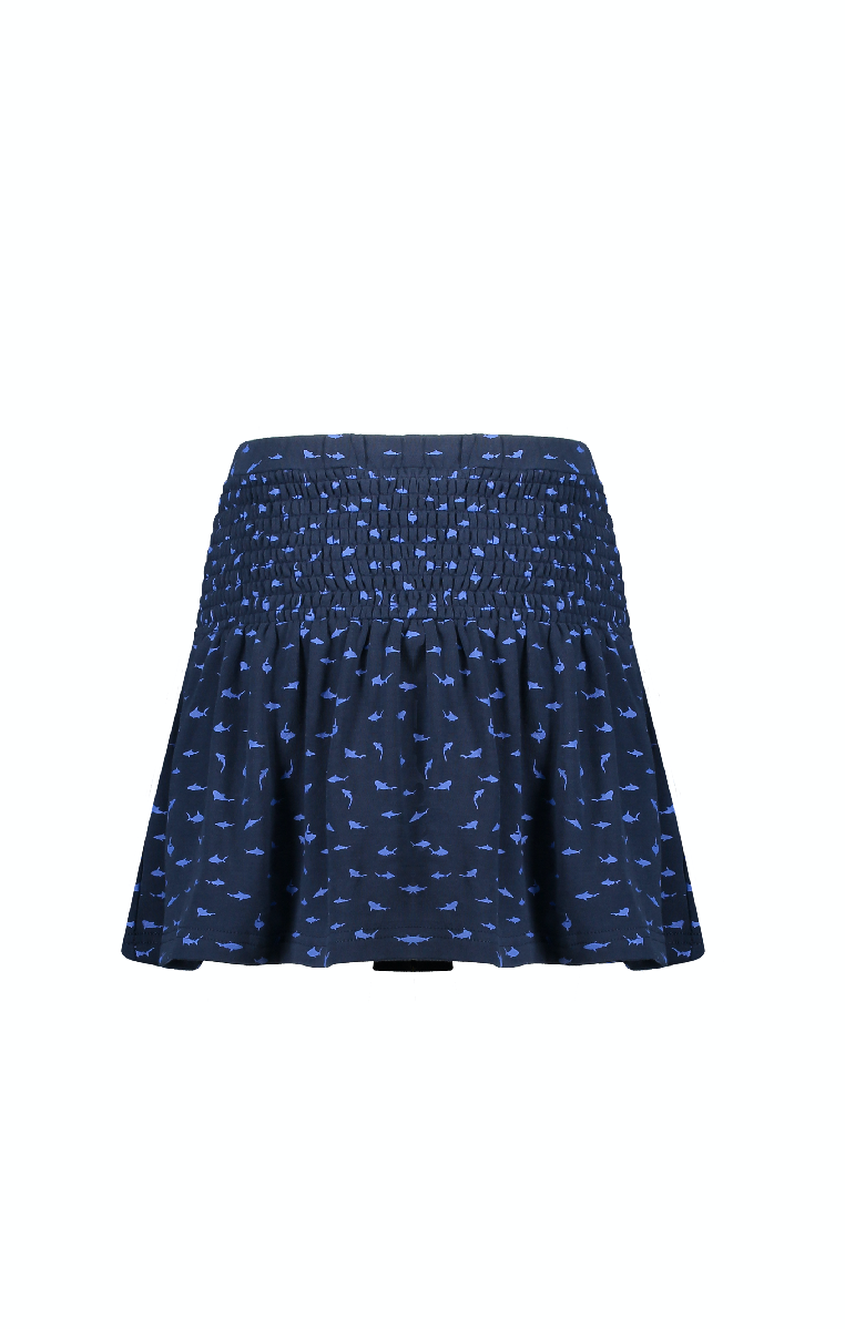 NoNo Short skirt with smock at waist+hip in AOP sharks