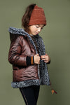 Meisjes Raya knitted scarf and hat set chenille yarn van NoNo in de kleur Puppy in maat 92-104.