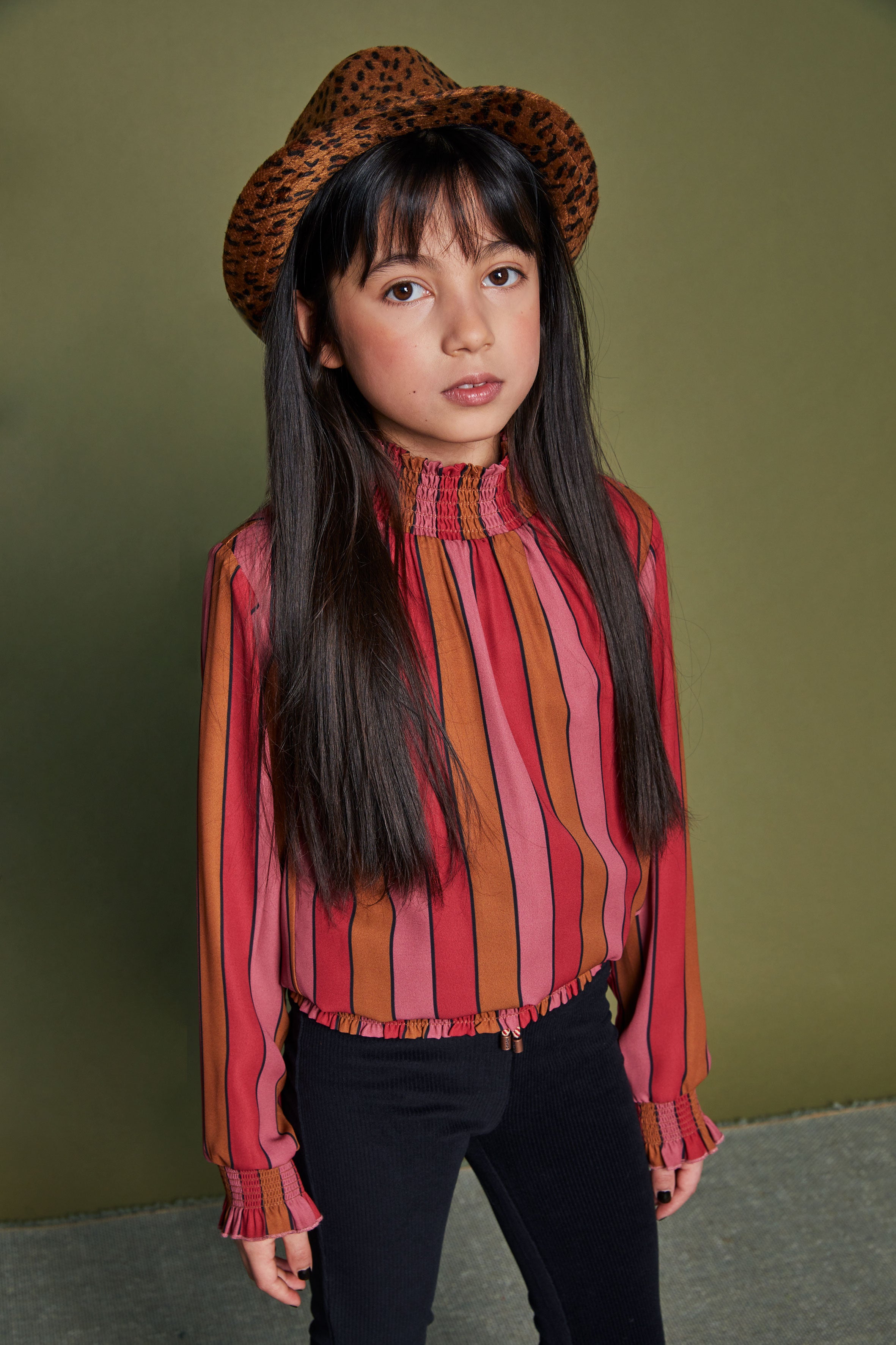 NoNo Tipi recycled PL blouse with smocking at neck+waistband