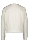 Meisjes Kessa sweat drop shoulder with Peacock allover embroidery van NoNo in de kleur Snow White in maat 146/152.