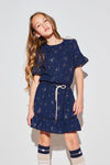 Meisjes Merel s/sl dress with crochet details van NoNo in de kleur Navy Blazer in maat 146/152.