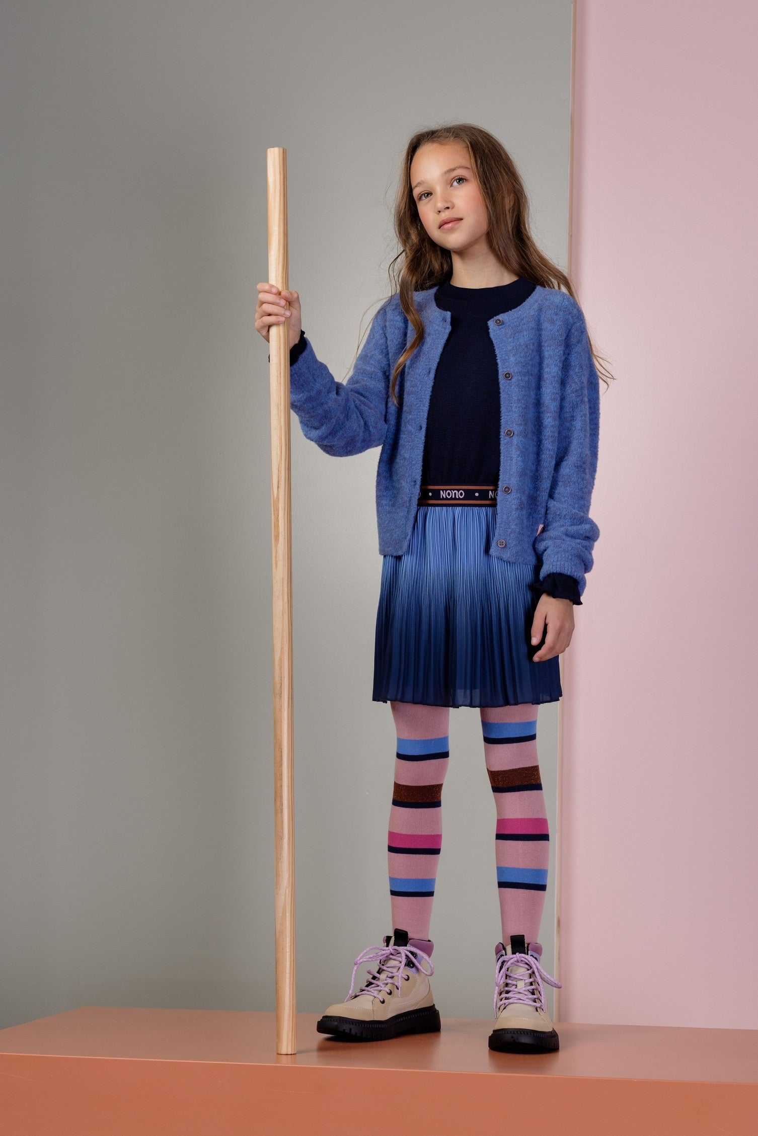 Meisjes Mika dress with plissee skirtpart van NoNo in de kleur Lavender in maat 134-140.
