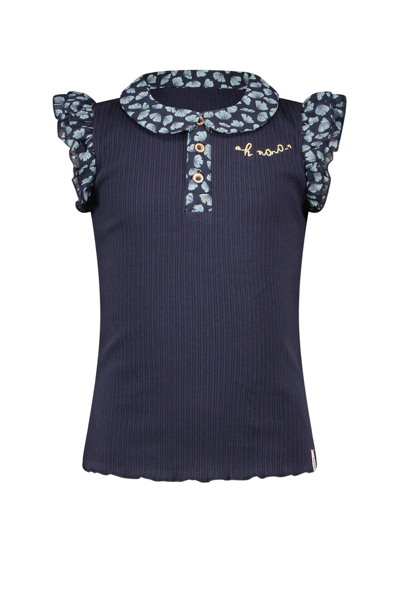 Meisjes Kami rib tshirt with contrast woven collar and capsleeves van NoNo in de kleur Navy Blazer in maat 134-140.