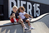 Jongens T-shirt AOP - Cool Crew van Sturdy in de kleur Antraciet in maat 128.