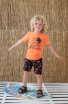 Jongens T-shirt - Captain Ortega van Sturdy in de kleur Neon Koraal in maat 128.