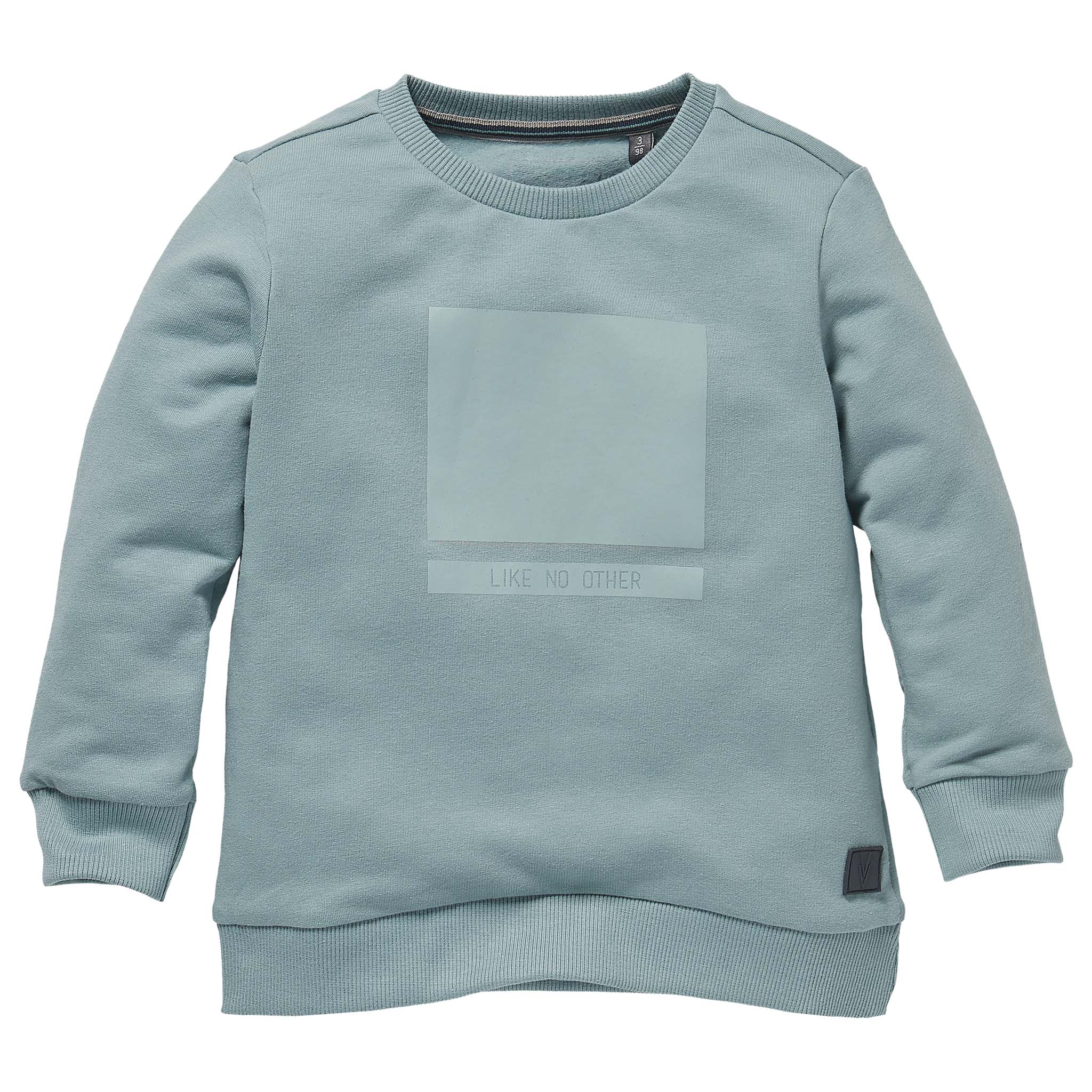 Jongens Sweater SERGIO W211 van Little Levv in de kleur Blue Mist in maat 116.
