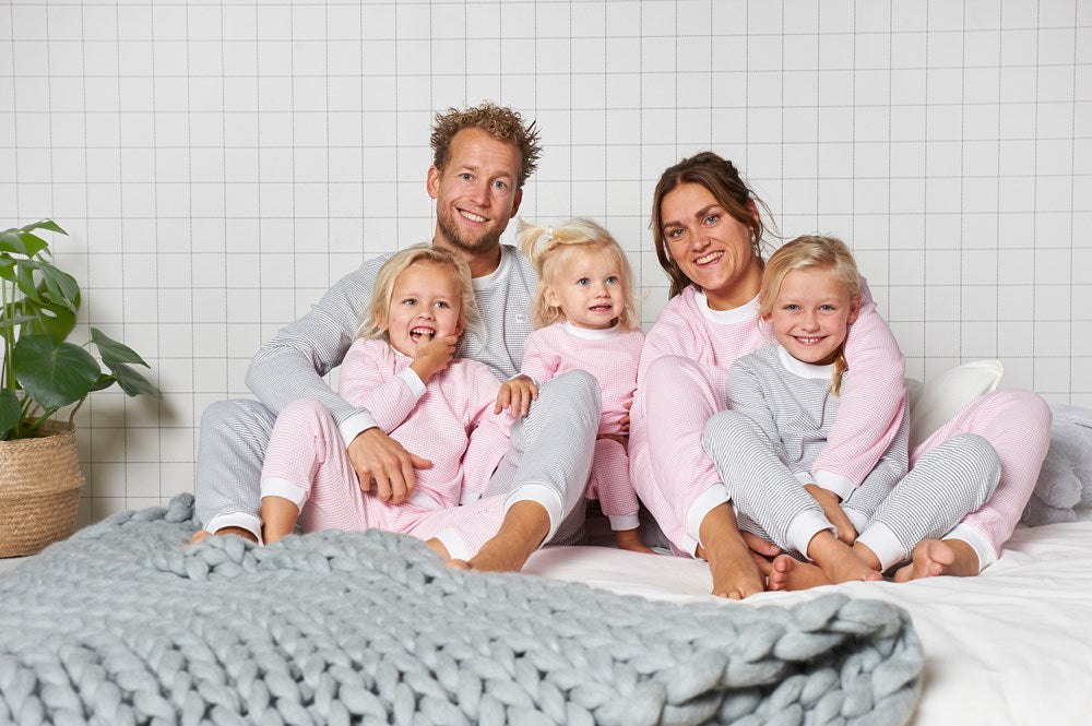 Feetje Roze Pyjama's Family Edition