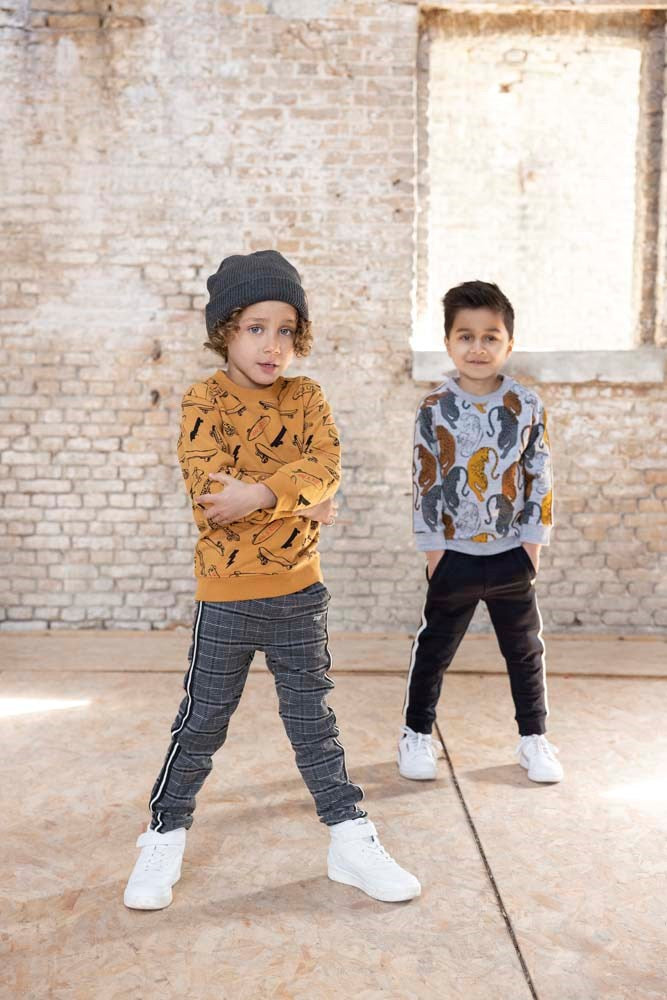 Sturdy Sweater AOP - On A Roll