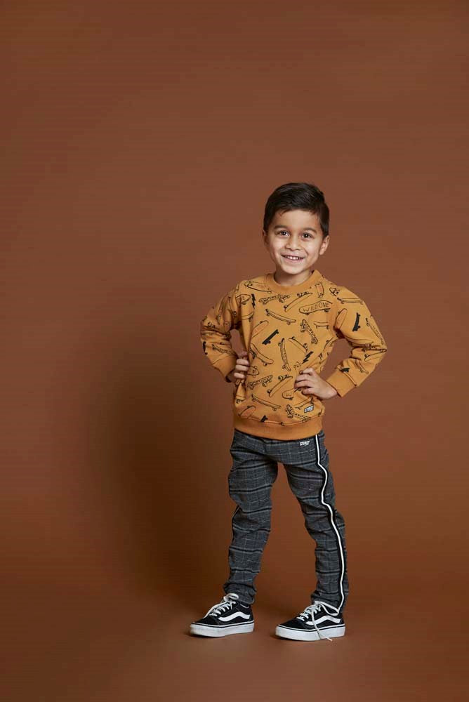 Sturdy Sweater AOP - On A Roll