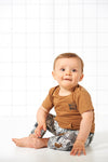 Baby, Camel, 86, Feetje,  T-shirt, €15-€20