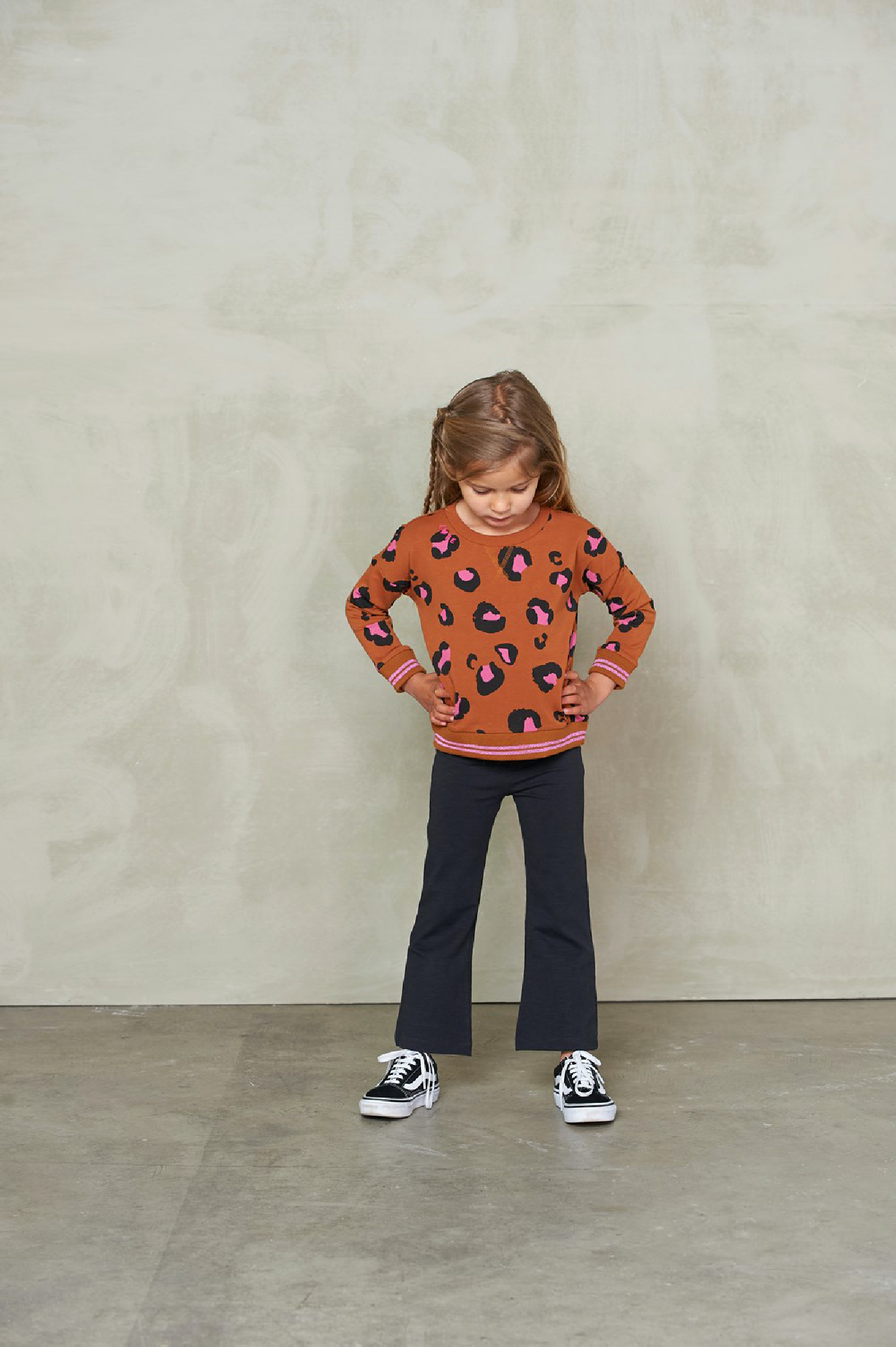 Meisjes Sweater AOP - Animal Attitude van Jubel in de kleur Bruin in maat 140.
