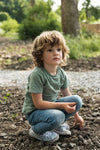 Jongens T-shirt ss van Koko Noko in de kleur Dusty green in maat 128.