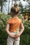 Meisjes Top ss van Koko Noko in de kleur Faded orange in maat 128.