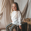 Meisjes Blouse Ruffle - Cynthia - off white van Your Wishes in de kleur Off-White in maat 134/140.