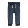 Jongens Pants Knitted Denim | Dexter van Your Wishes in de kleur Denim Medium Blue in maat 134/140.